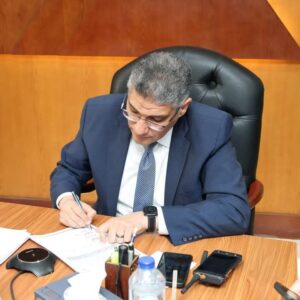 محافظ الجيزة يتابع أعمال فتح لجان جولة الإعادة لانتخابات مجلس النواب بالدائرة الثامنة «إمبابة والمنيرة الغربية» 