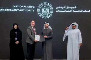 الإمارات تختار الدكتور عمرو عثمان رئيسًا لخبراء تطوير مادة الأمن والسلامة بالمناهج التعليمية الإماراتية