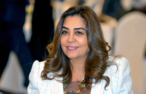 عوض " تعلن عن توقيع عقد توريد 20 حافلة كهربائية لمشروع النقل السريع لحافلات BRT