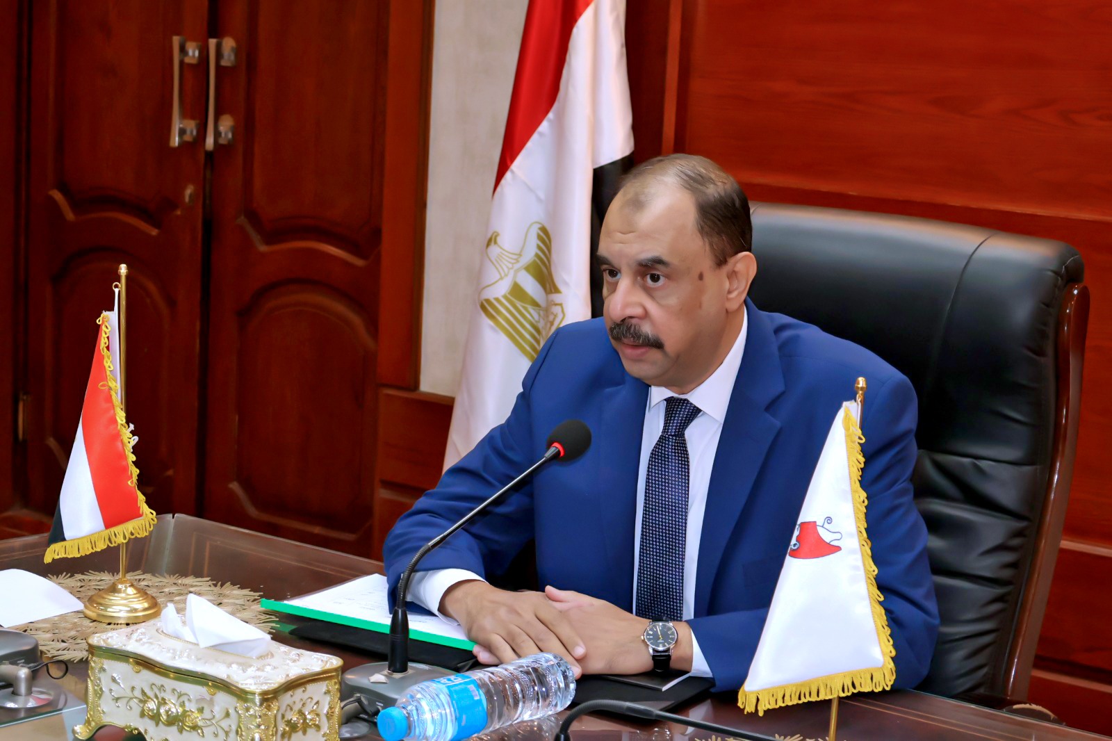 محافظ سوهاج يلتقي أعضاء مجلس الشيوخ