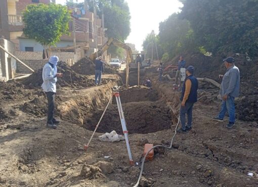 محافظ سوهاج يتابع تنفيذ عدد من المشروعات الخدمية والتنموية بمركز جهينة