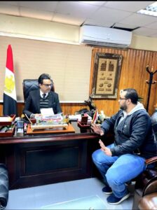 لقاء انفرادي.. دويدار يراجع تقارير مستشفى جهينة ويُشدد على استحداث تخصصات جديدة