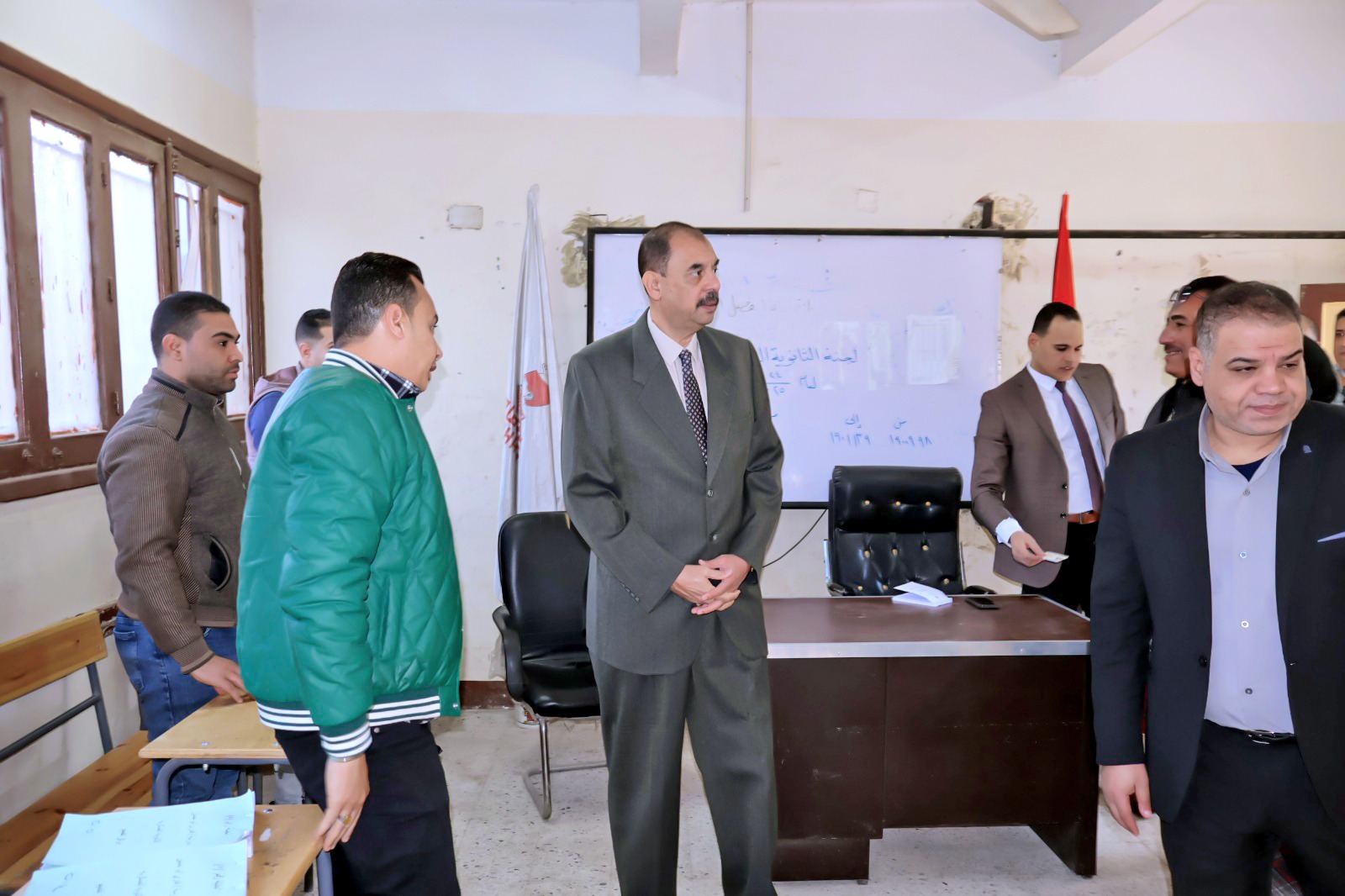 محافظ سوهاج يتفقد لجان إعادة انتخابات النواب بأخميم وسوهاج وساقلتة