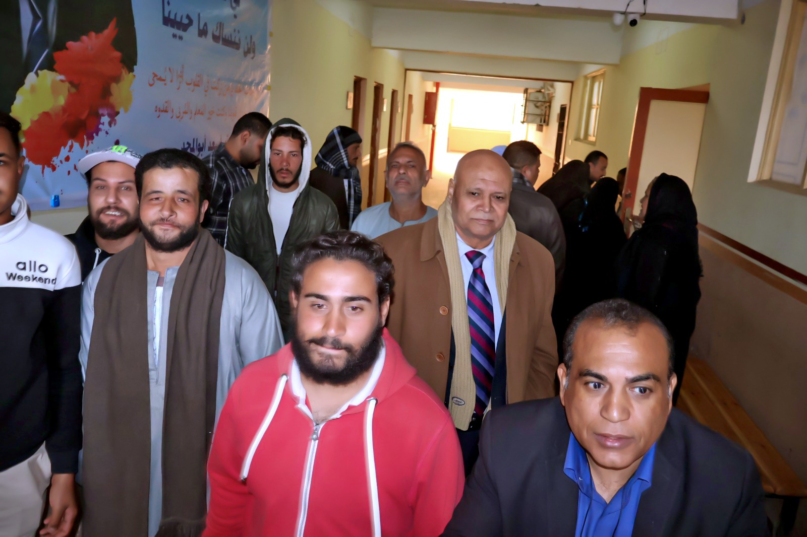 محافظ سوهاج يتفقد عدداً من لجان انتخابات الإعادة لمجلس النواب بحي غرب وشرق ومركز سوهاج