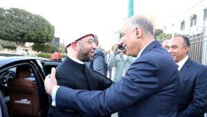 محافظ المنيا يبحث مع وزير الأوقاف تعزيز دور المؤسسات الدينية في نشر قيم الإنتماء الوطنى
