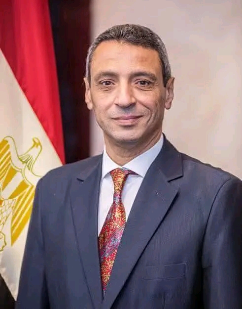 محافظ السويس يصدر قرار بتحديد المناطق المتميزة والاقتصادية والمتوسطة طبقا لنص قانون الإيجار القديم 