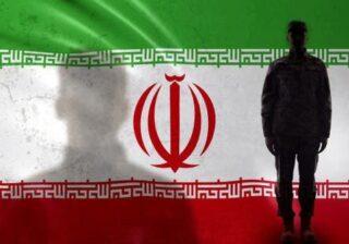 وثيقة للبنتاغون: إيران أضعف وأكثر عرضة للمخاطر منذ عقود