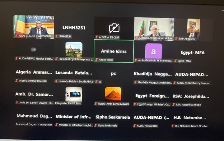 وزير الخارجية يشارك