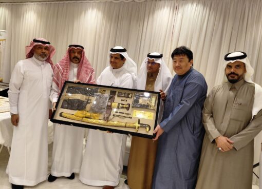 زملاء منسوبي مركز الخدمات الطبية الشرعية بمكة يقيمون حفل تكريم لزميلهم الأستاذ أمين عبدالفتاح