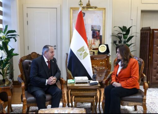 وزيرة التنمية تتابع مع محافظ بورسعيد أعمال تطوير الاسواق ومنظومة المخلفات والمشروعات الجارى 