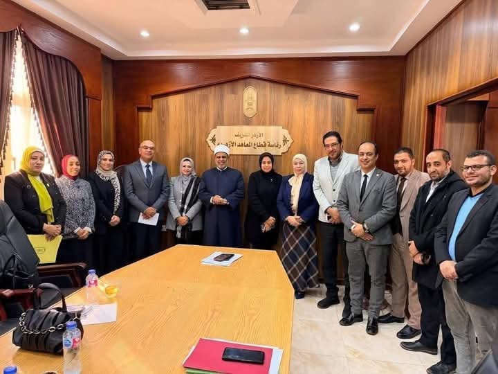 «الصحة» تبحث مع قطاع المعاهد الأزهرية للطلاب ضمن مبادرة الكشف المبكر عن الأنيميا والسمنة والتقزم