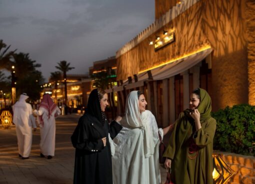 الدرعية في الشتاء .. تجربة نابضة بالحياة بين الترفيه والطبيعة والتاريخ