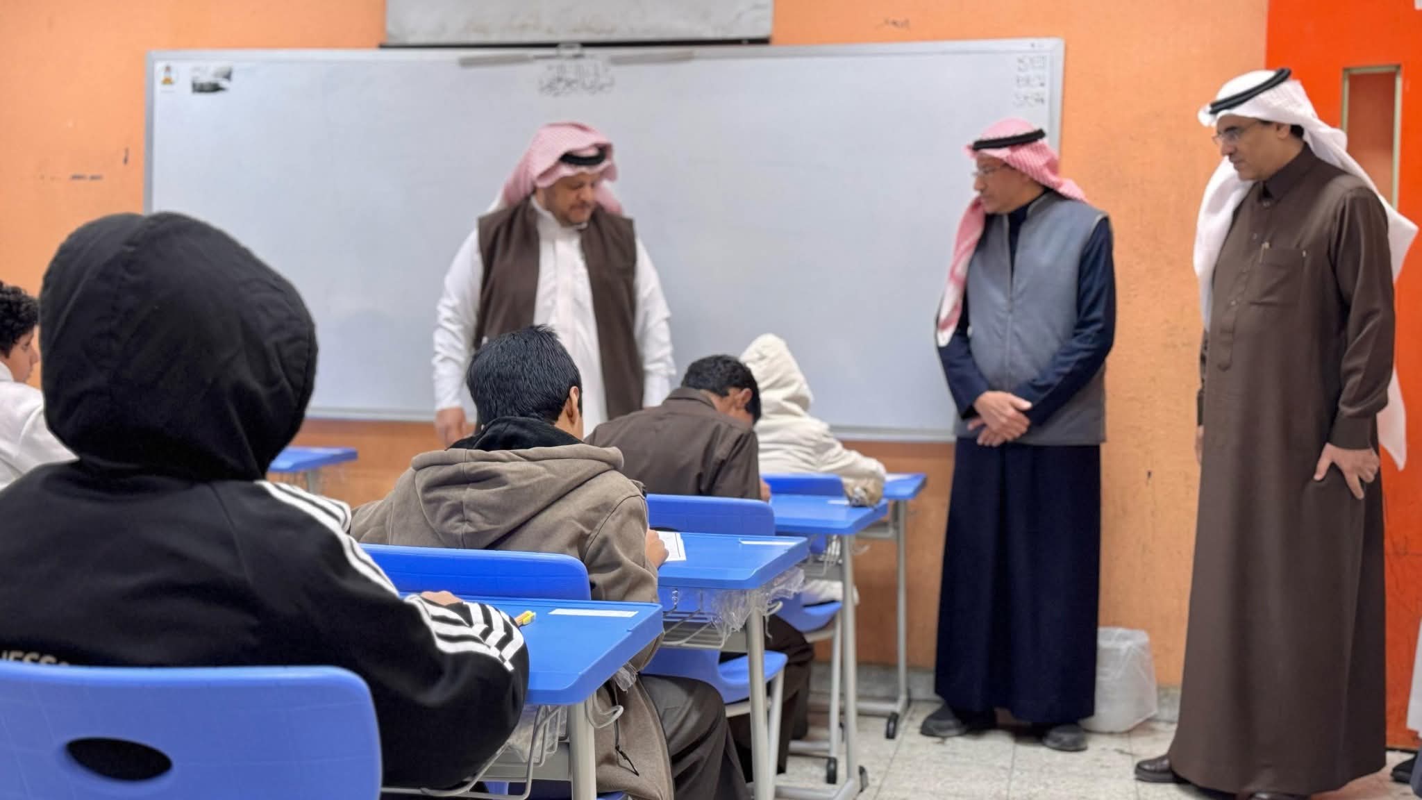 إنطلاق إختبارات نهاية الفصل الدراسي الأول في مدراس تعليم الطائف وسط بيئات مهيأة