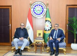 محافظ الدقهلية يستقبل وزير قطاع الأعمال العام لتعزيز التعاون في عدد من الملفات المشتركة