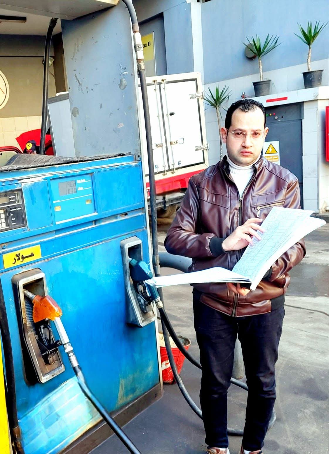 تموين البحيره:ضبط 33000 الف لتر سولار بمحطه تموين سيارات بالتصرف فيهم وذلك ببيعهم في السوق السوداء بغير وجه حق