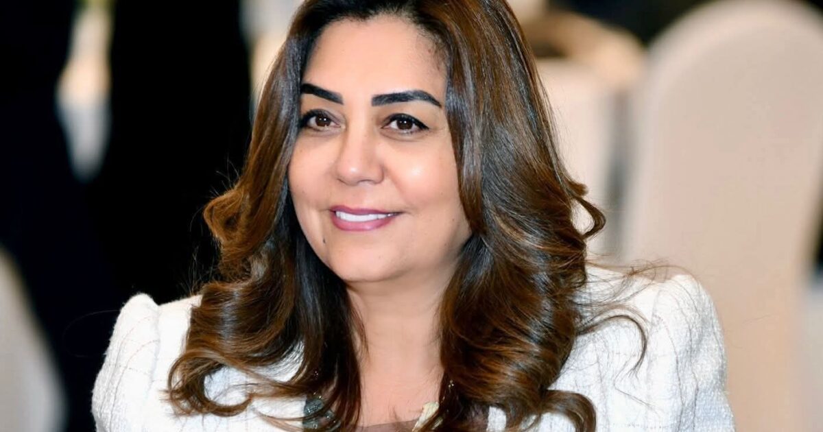 وزيرة التنمية المحلية تستعرض تقريراً حول جهود الوحدة المركزية للسكان خلال عام 2025