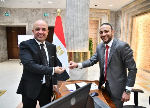 إسماعيل موسى بعد استخراج كارنيه عضوية مجلس النواب: البرلمان يمثل كل طوائف الشعب وهدفه تحقيق آماله وتطلعاته