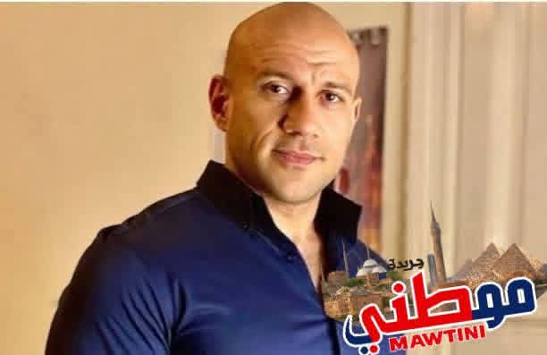 تفاصيل مقاضاة الفنان أحمد مكي لمديرة أعماله: أنذرها بإنهاء التعاقد وتسليم الميزانية