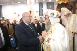 محافظ بني سويف يشهد مراسم قداس عيد الميلاد المجيد بمطرانية ببا