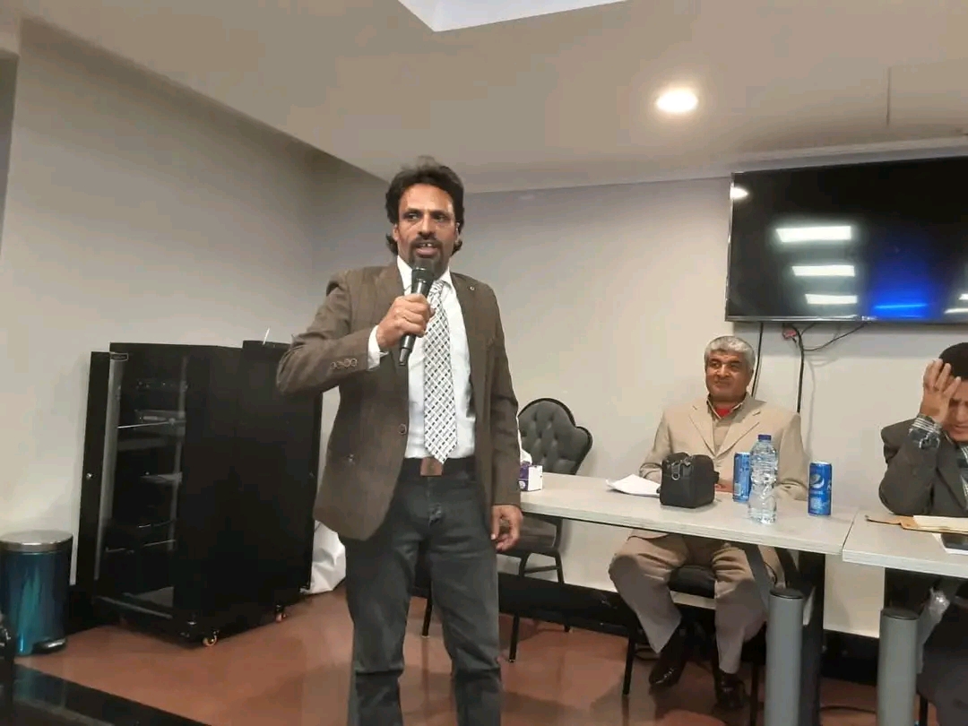 صياد الحمام والجمري