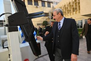 محافظ الغربية يتفقد أول ونش إغاثة مرورية متكامل للتدخل الشامل في الحوادث والأعطال