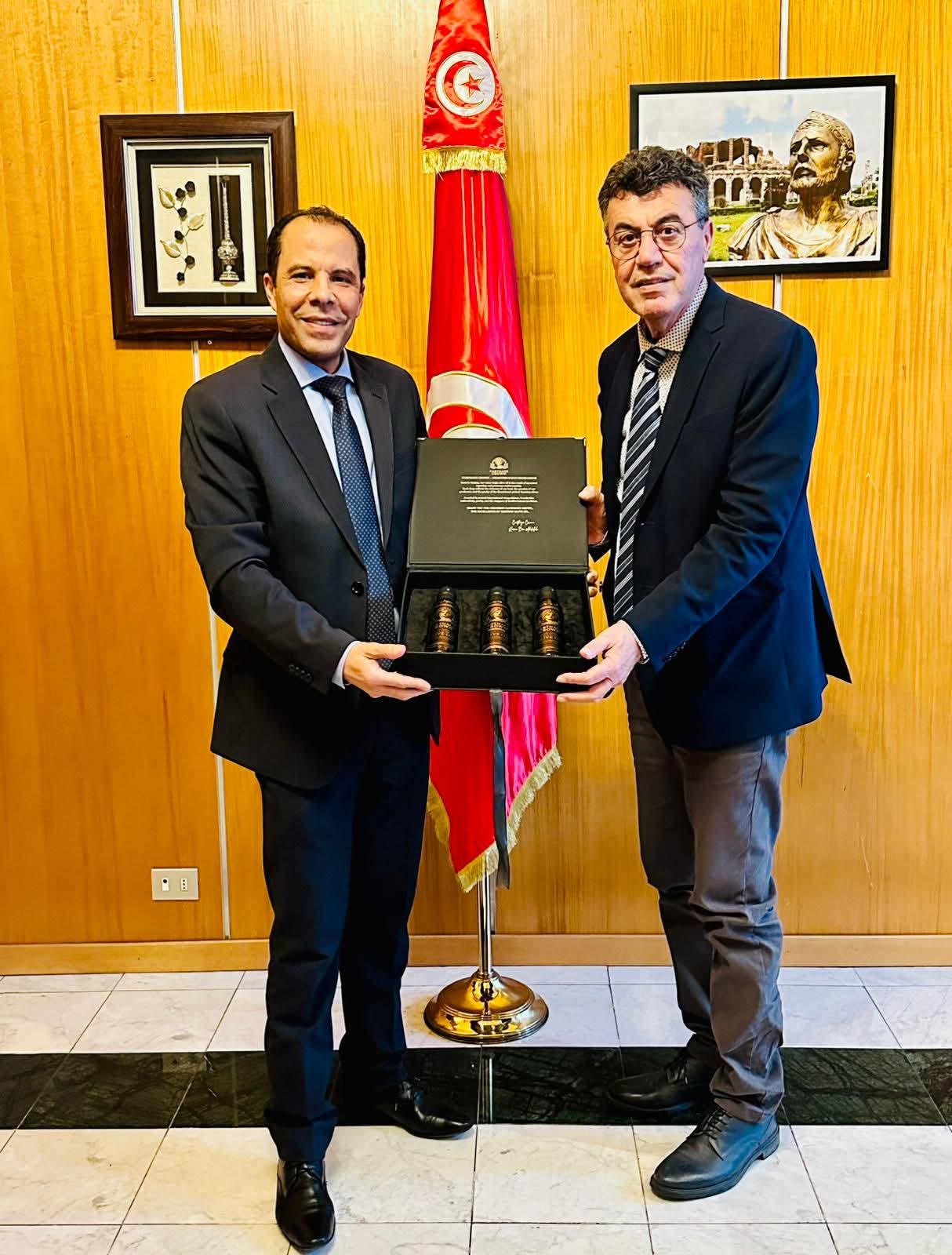 إيطاليا وتونس تعيدان رسم خريطة التعاون المتوسطي بمبادرة صحية-إعلامية غير مسبوقة