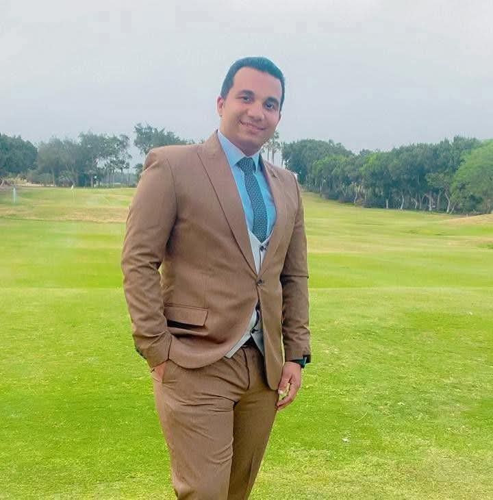 طالبات مغتربات يوجهن رسالة شكر للنقيب إيهاب الجميلي بقسم شرق بني سويف