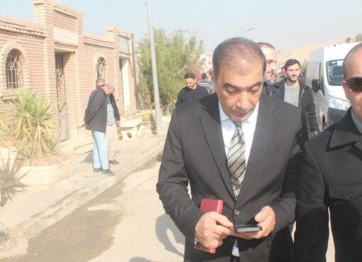 بر والسلوان.نعي واجب.. المستشار ماهر إسكندر يشارك رجل الأعمال حسام حسن أحزانه في وداع والدته