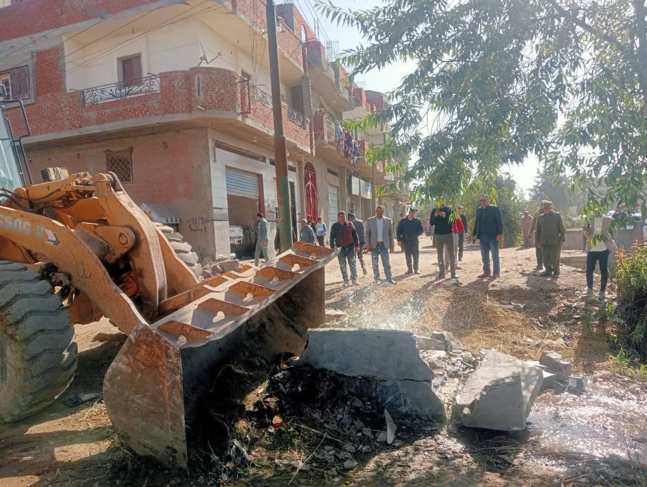 بدء أعمال الموجة الـ28 لإزالة التعديات بمركز ومدينة دمنهور