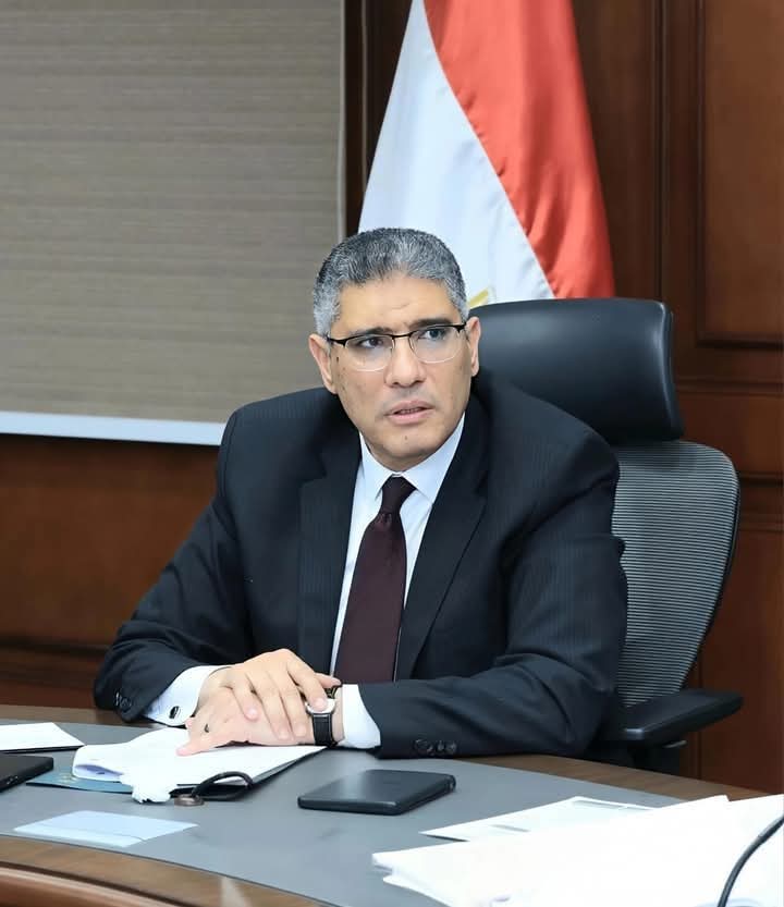 محافظة الجيزة تعلن 32 مركزًا للوقاية من السعار للحالات الناتجة عن عقر الكلاب الضالة والحيوانات 