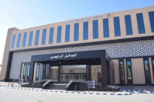 جامعة سوهاج تنقذ طفلين من موت محقق بعد طعنات نافذة بالصدر