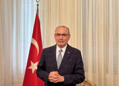 من القاهرة.. تركيا تقود حراكًا دوليًا جديدًا لإحياء السلام في السودان