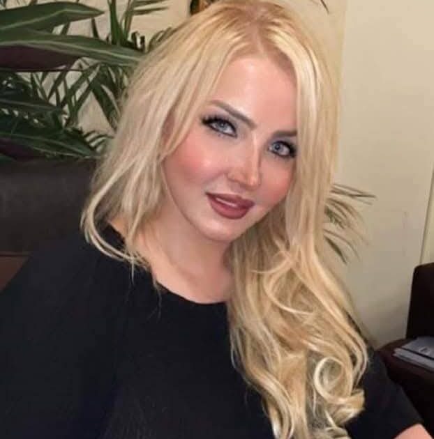 وجهان في مرايا الشعر