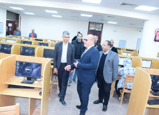 النعماني يواصل متابعتة الميدانية.. ويتفقد امتحانات كلية طب وجراحة الفم والأسنان.