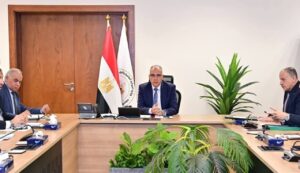 وزير الرى يوجه بتكثيف التحصيل وتطوير المنظومة المالية لرفع كفاءة الخدمات وتحفيز العاملين