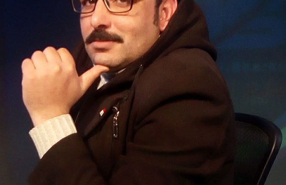 ريح الحياه اللي بتعدي من غير ما تستأذن