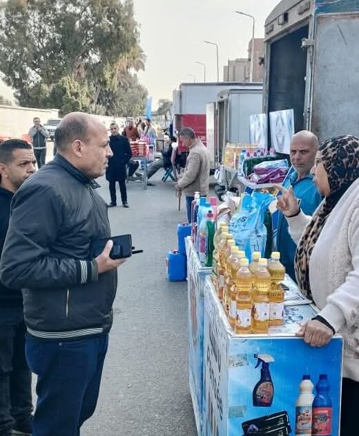 محافظ الجيزة يتابع انتظام تشغيل سوق اليوم الواحد بشارع الصوامع بحي إمبابة