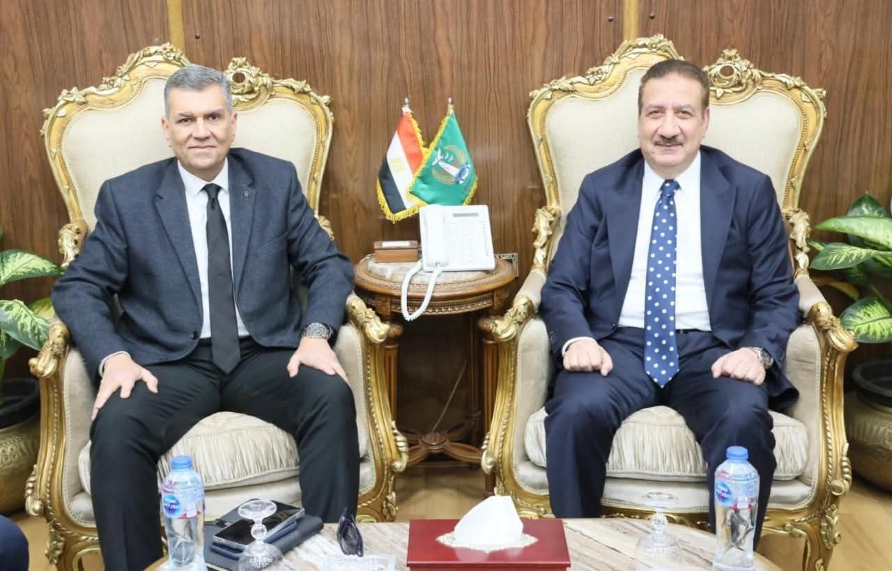 محافظ المنوفية يبحث مع «التأمين الاجتماعي» تطوير الخدمات لأصحاب المعاشات