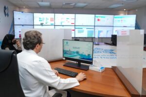 ساعة "طبية مكة"الاكتشاف المبكر للحالات القلبية عن بعد