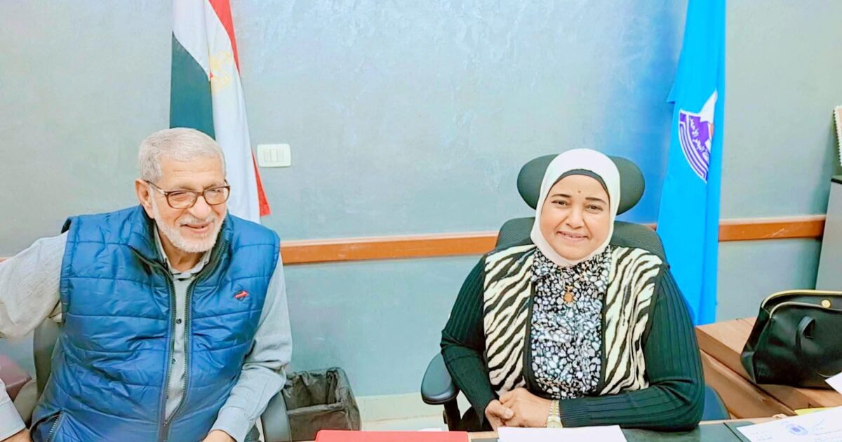 لفتة تقديرية لحزب مستقبل وطن بالبحر الأحمر يكرم قيادات التعليم ونقيب المعلمين