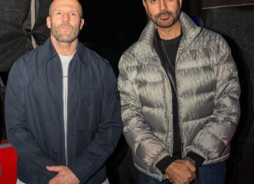 انفراد خاص محمد كريم وجيسون ستاثام في قطر… لحظة عالمية تُعيد رسم خريطة الحضور الفني الدولي