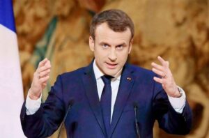 فرنسا تتحرك لحماية النشء وتسريع حظر منصات التواصل الاجتماعى على الأطفال