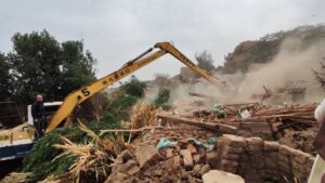 محافظ أسيوط: تنفيذ 39 حالة إزالة في 7 مراكز وحيين ضمن المرحلة الأولى من الموجة الـ28 للازالات