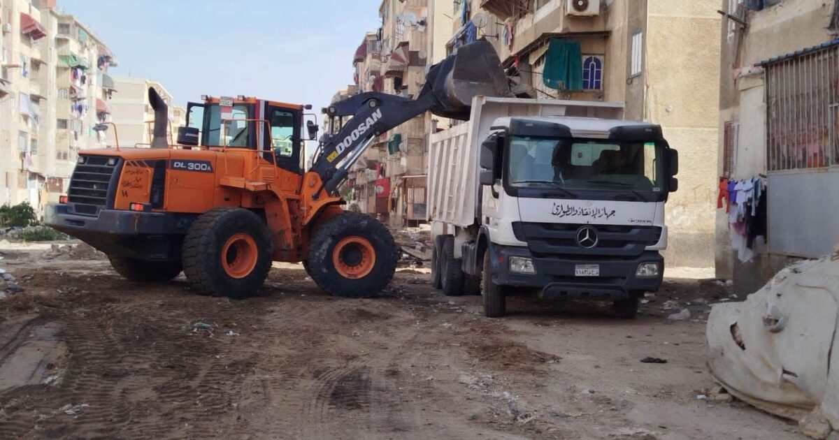 استمرار أعمال المرحلة الثانية من تطوير ورفع كفاءة حى الزهور