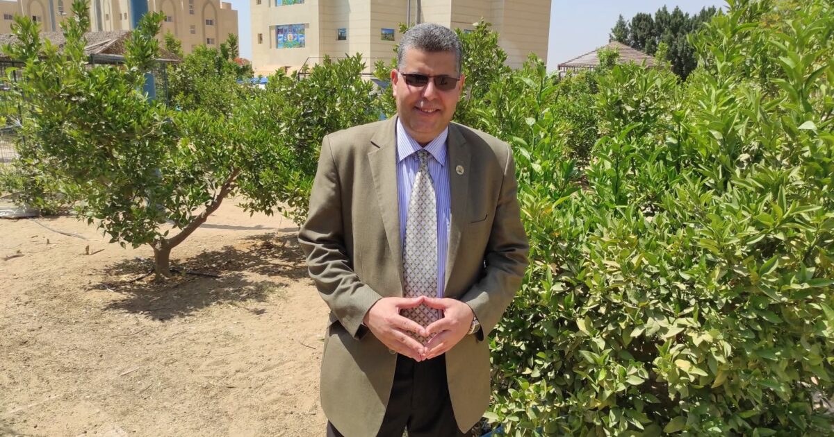 الحياة تعاون وبذل وتضحية