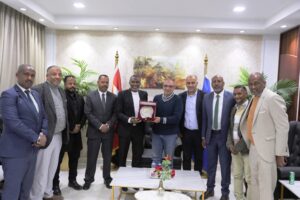 الجمعيات والأندية النوبية يهنؤن محافظ أسوان ويؤكدون دعمهم لجهود التنمية بالمحافظة