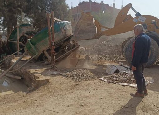 إزالة 12 طاحونة ذهب غير مرخصة وحالات تعدٍ على أراضي الدولة والزراعة بقوص