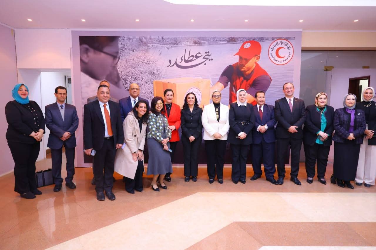 وزيرة التضامن الاجتماعي تشهد توقيع الهلال الأحمر المصري ستة بروتوكولات لتعزيز الشراكة المؤسسية