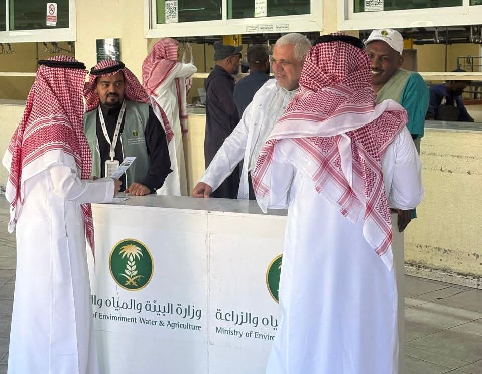 ‏بيئة الطائف تنفّذ ورشة توعوية بسوق الأنعام المركزي حول أسس اختيار الذبيحة السليمة