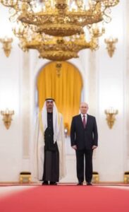 الإمارات:رئيس الدولة والرئيس الروسي يبحثان في موسكو تعزيز التعاون في إطار الشراكة الإستراتيجية بين البلدين